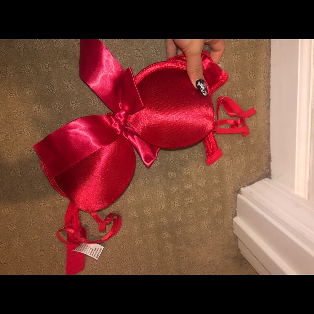 Red ribbon bra silky